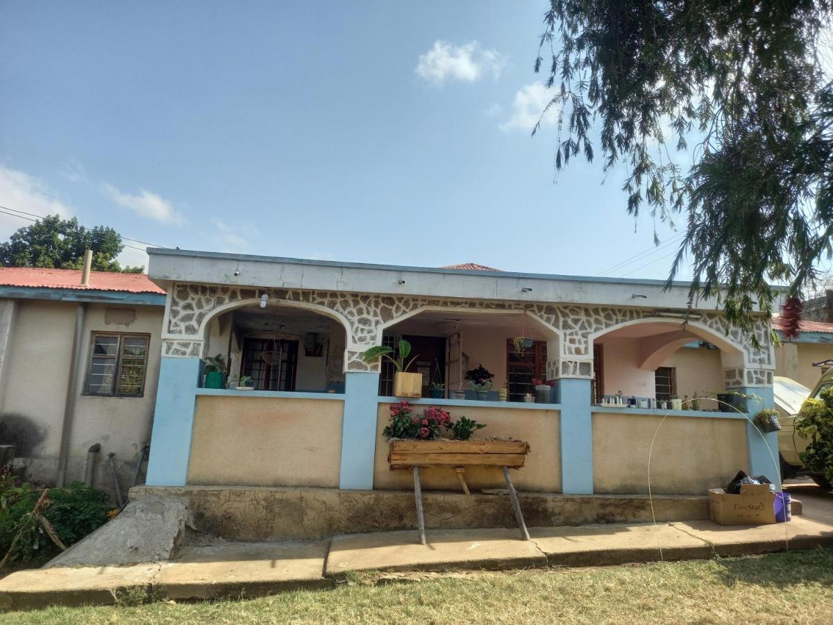 Emmy'S Backpackers Hostel Iringa Exteriér fotografie